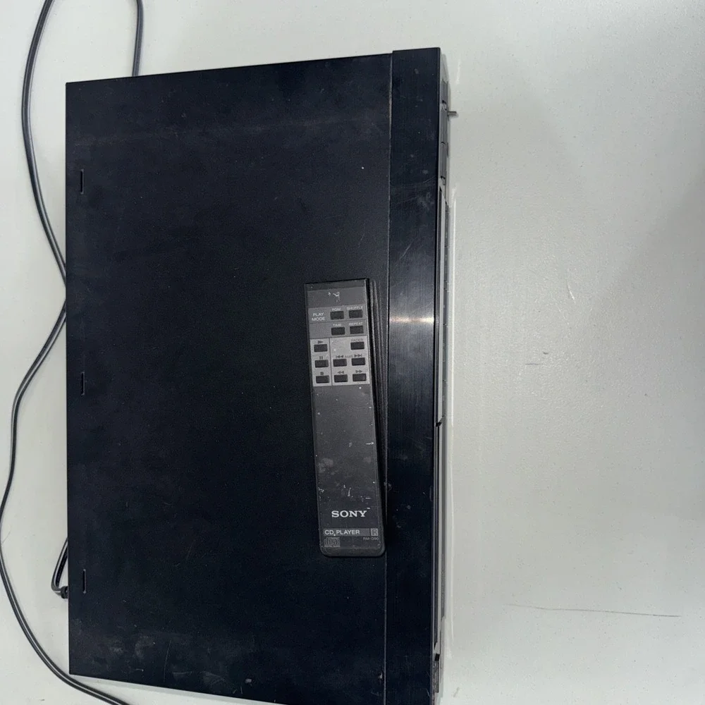 Vintage Sony Compact Disc Player CDP-390‎ USED Untested